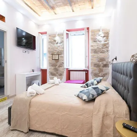 Museum - Finestra Sui Musei Vaticani 4* Roma