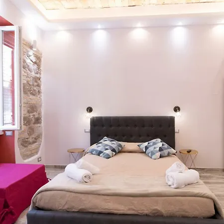 Museum - Finestra Sui Musei Vaticani Roma